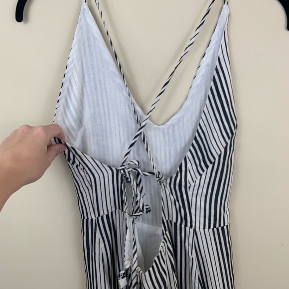 NWT Leshop Cross Back Pinstriped Jumpsuit - Picture 4 of 9